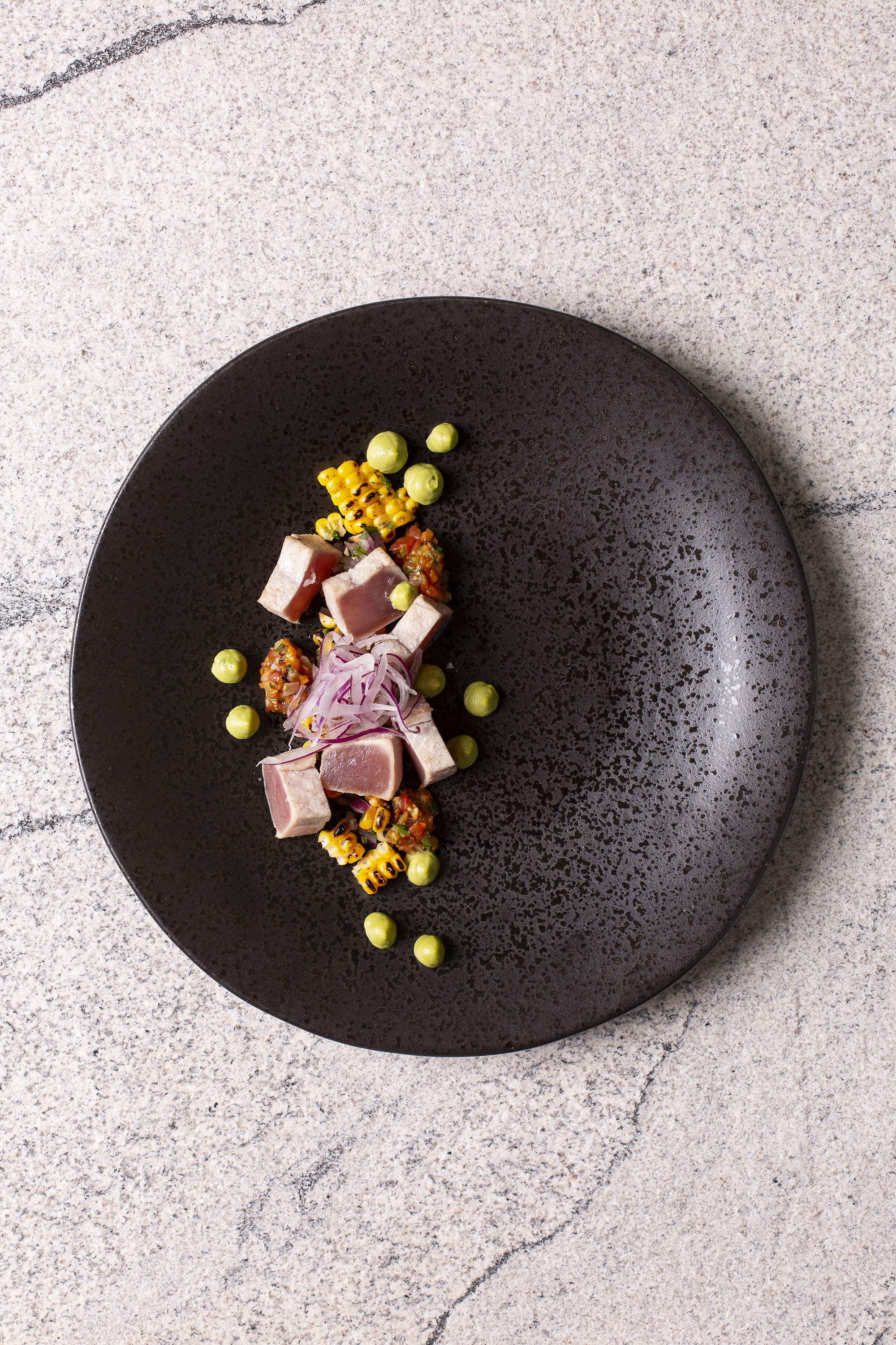 Basalt - Tuna Tataki with habanero salsa, avocado purée, charred corn &amp; red onion (HR) 5 photo Annalize Nel